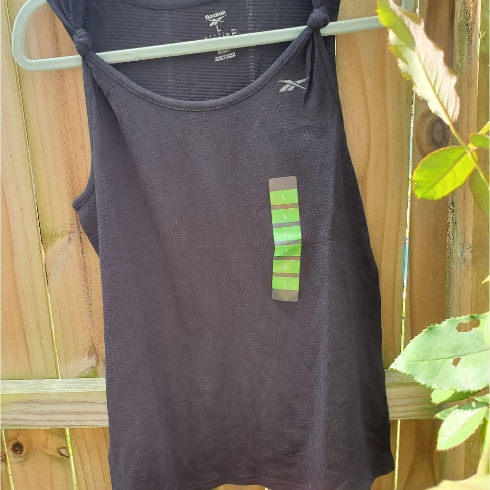Reebok Tank Top‎ - Picture 2 of 7